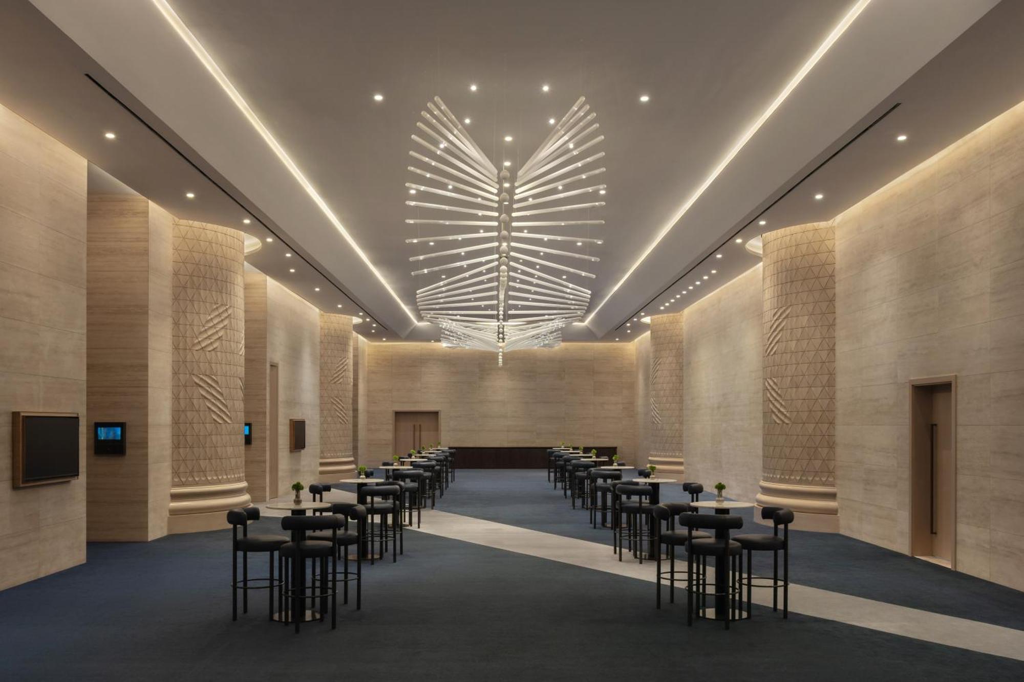 ホテル So/ Uptown ドバイ エクステリア 写真 The interior of the National Museum of Oman