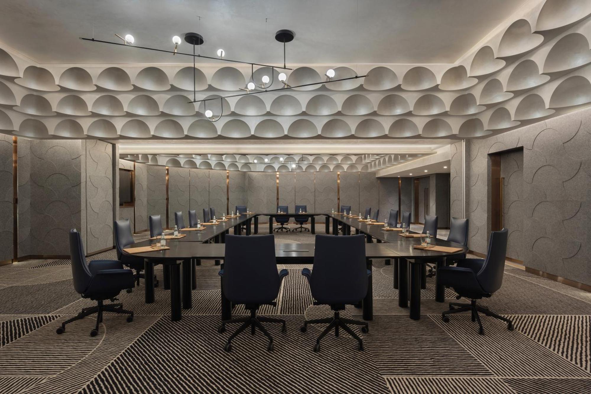 ホテル So/ Uptown ドバイ エクステリア 写真 The meeting room of the Federal Council