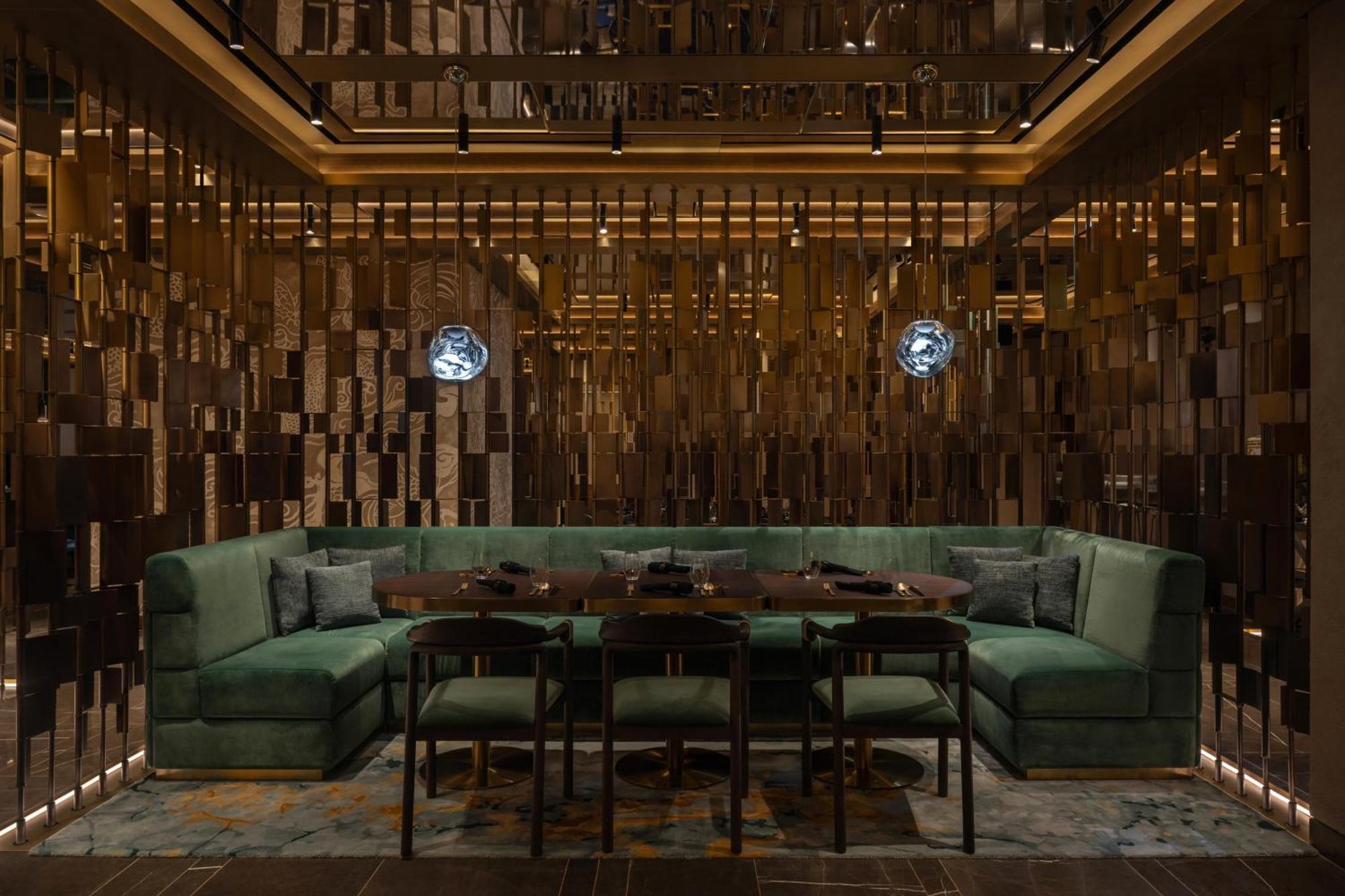ホテル So/ Uptown ドバイ エクステリア 写真 Interior of the restaurant